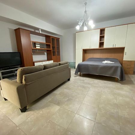 B&B Dionigi Crotone Bagian luar foto